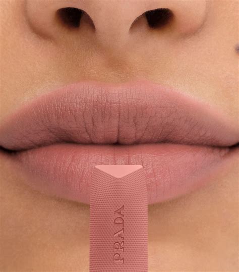 prada lipstick hk